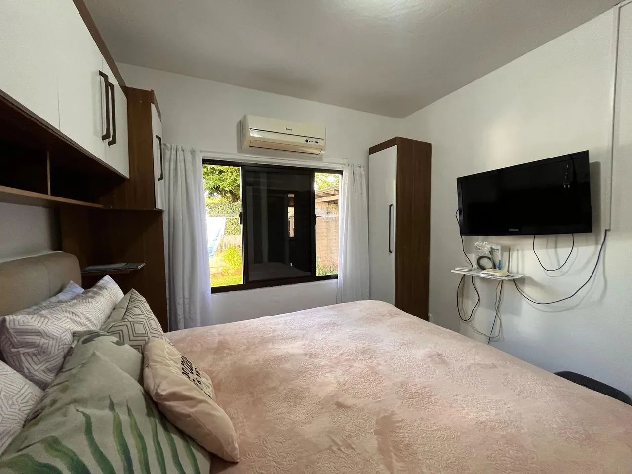 Apartamento Térreo  2 Quartos  Cachoeira do Bom Jesus  300 metros da praia. - Foto 2
