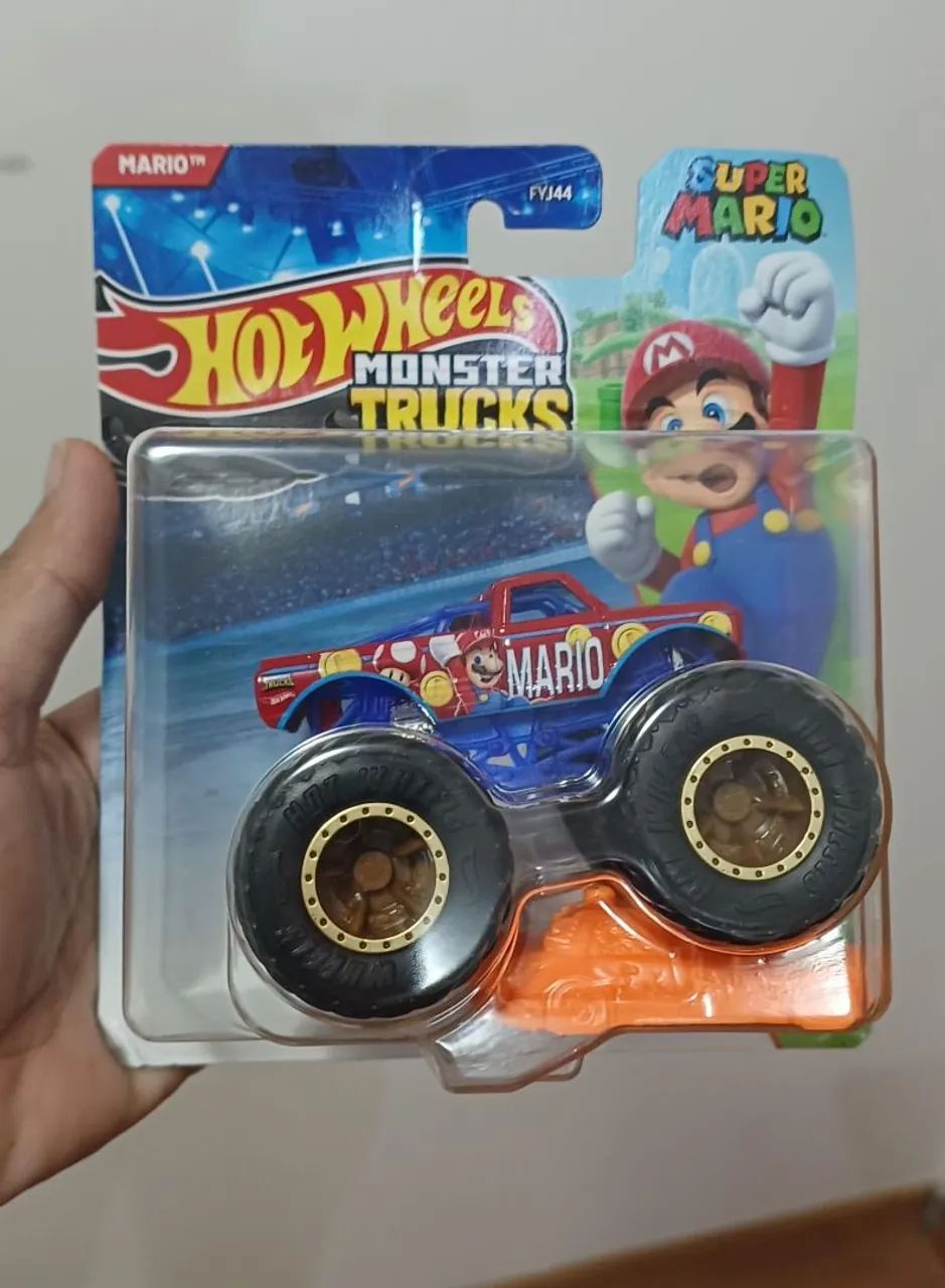 Hot Wheels Monster Trucks Super Mario
