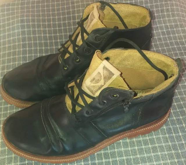 Bota número 45