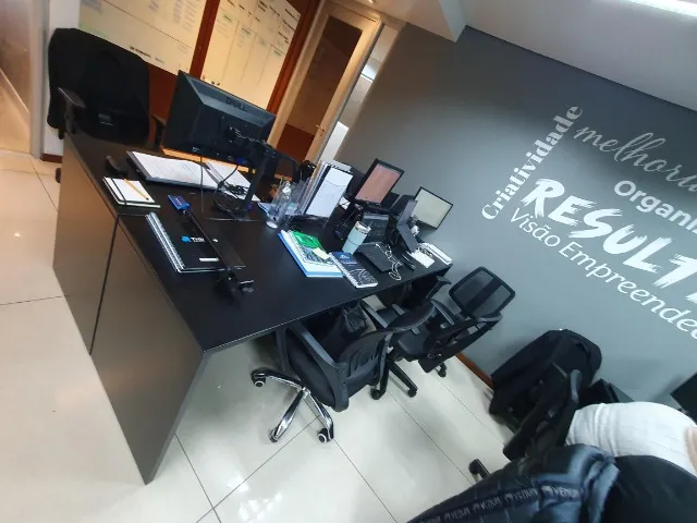 Mesa de escritorio Preta