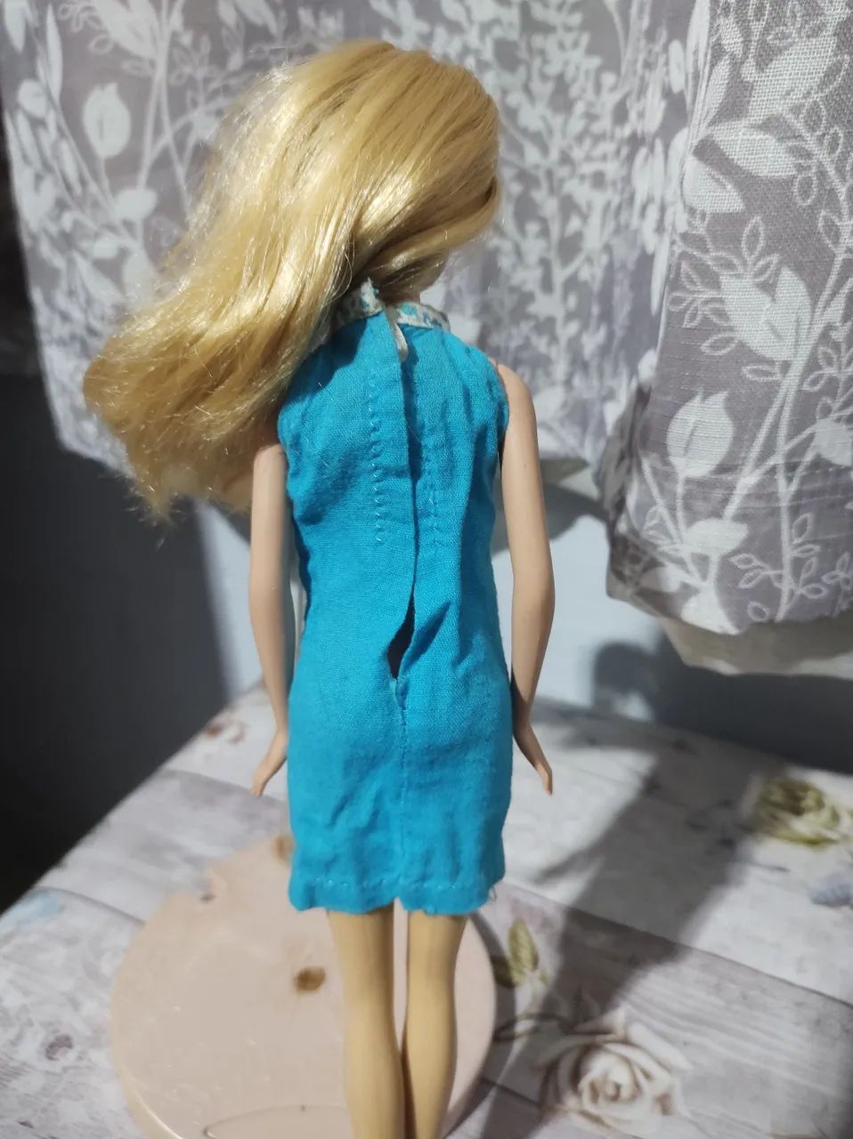Vestido azul com casaco para Barbie  - Foto 2