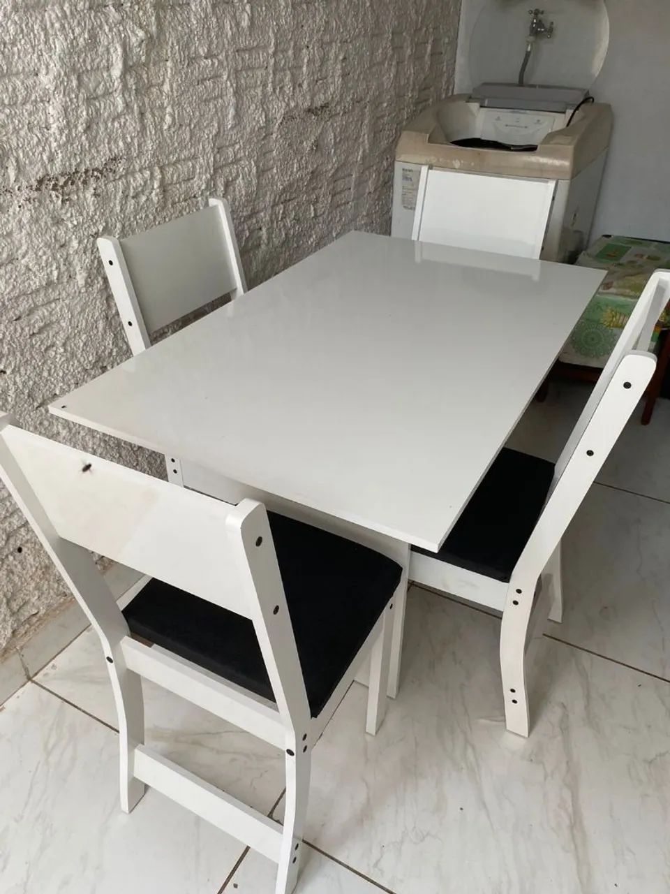 Mesa Karla De 4 Cadeiras Na Promoção. Entrega É Montagem Grátis  - Foto 2