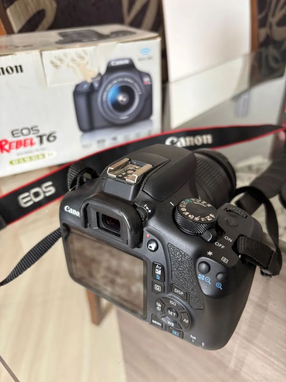 Cânon EOS Rebel T6 + Lente + flash  - Foto 2