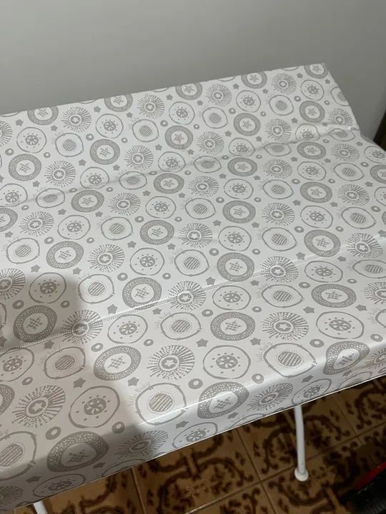 Trocador de bebê dobrável com banheira - Foto 3