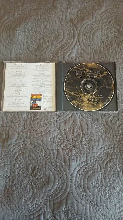 CD Megadeth Hidden Treasures importado semi novo. - Foto 2