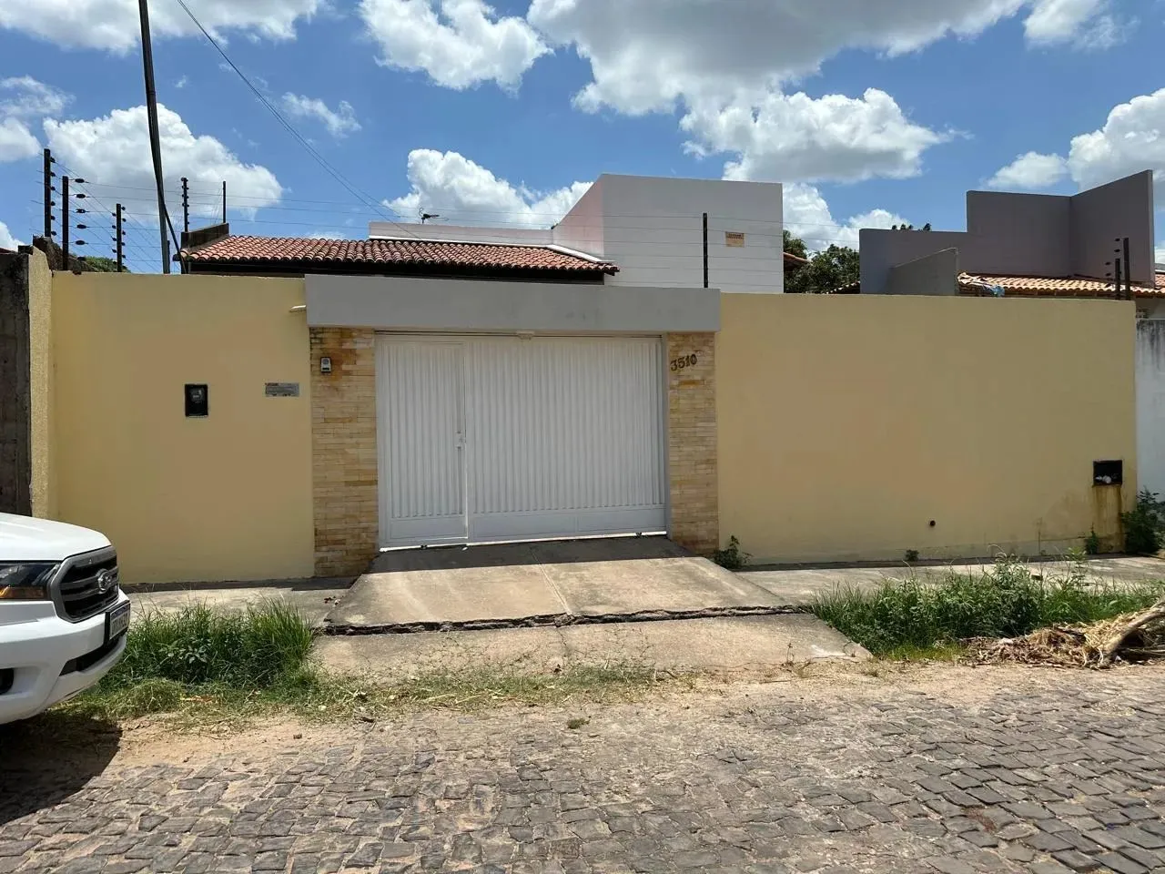 Casa no Planalto Uruguai com 3 Q sendo 1 suíte terreno 12X26 financia