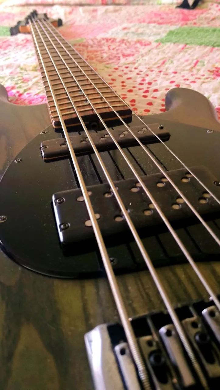 Baixo de Luthier - Foto 2
