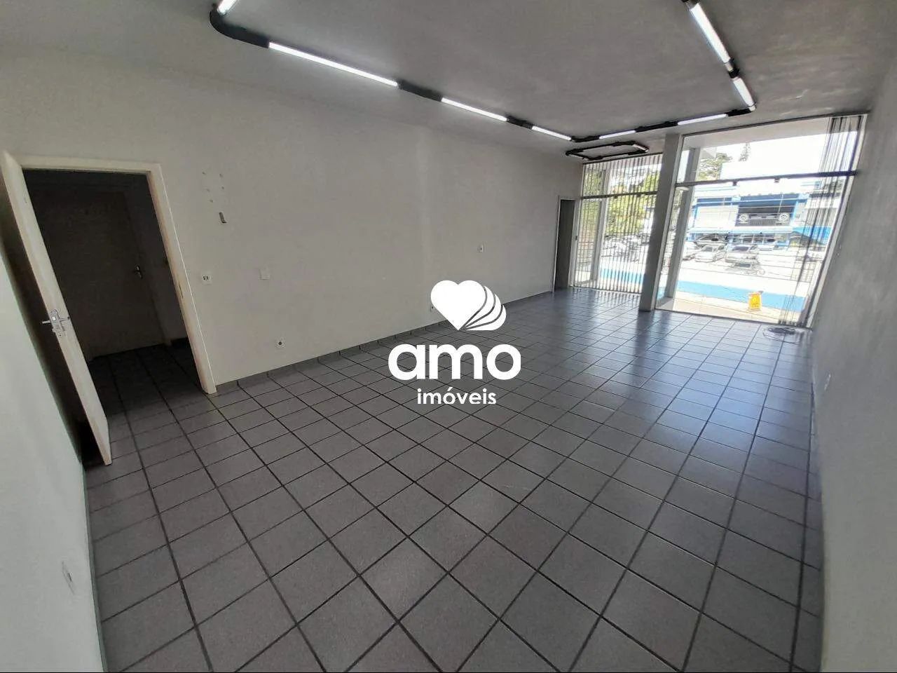 Sala Comercial para alugar no bairro Primeiro de Maio em Brusque - Foto 3