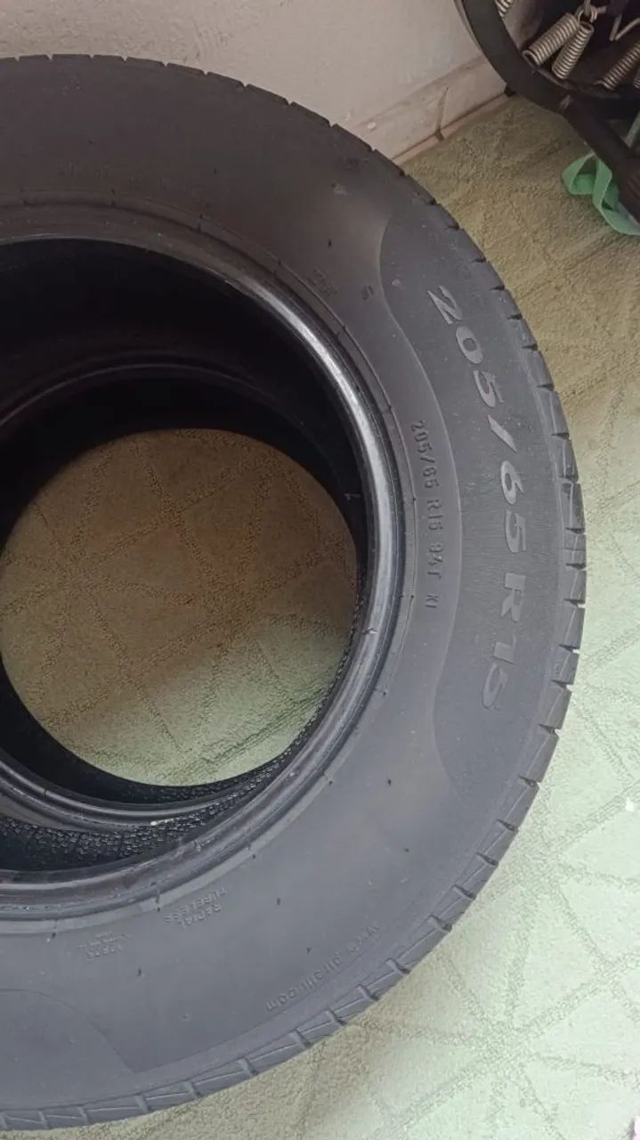 Pneus Pirelli 205/65 R15 - Foto 4