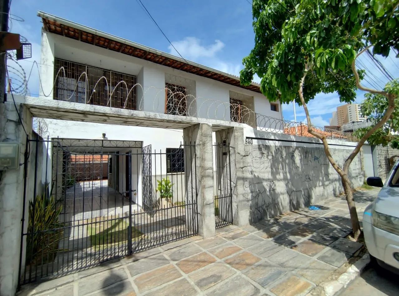 Casa com excelente localização residencial ou comercial. - Foto 4