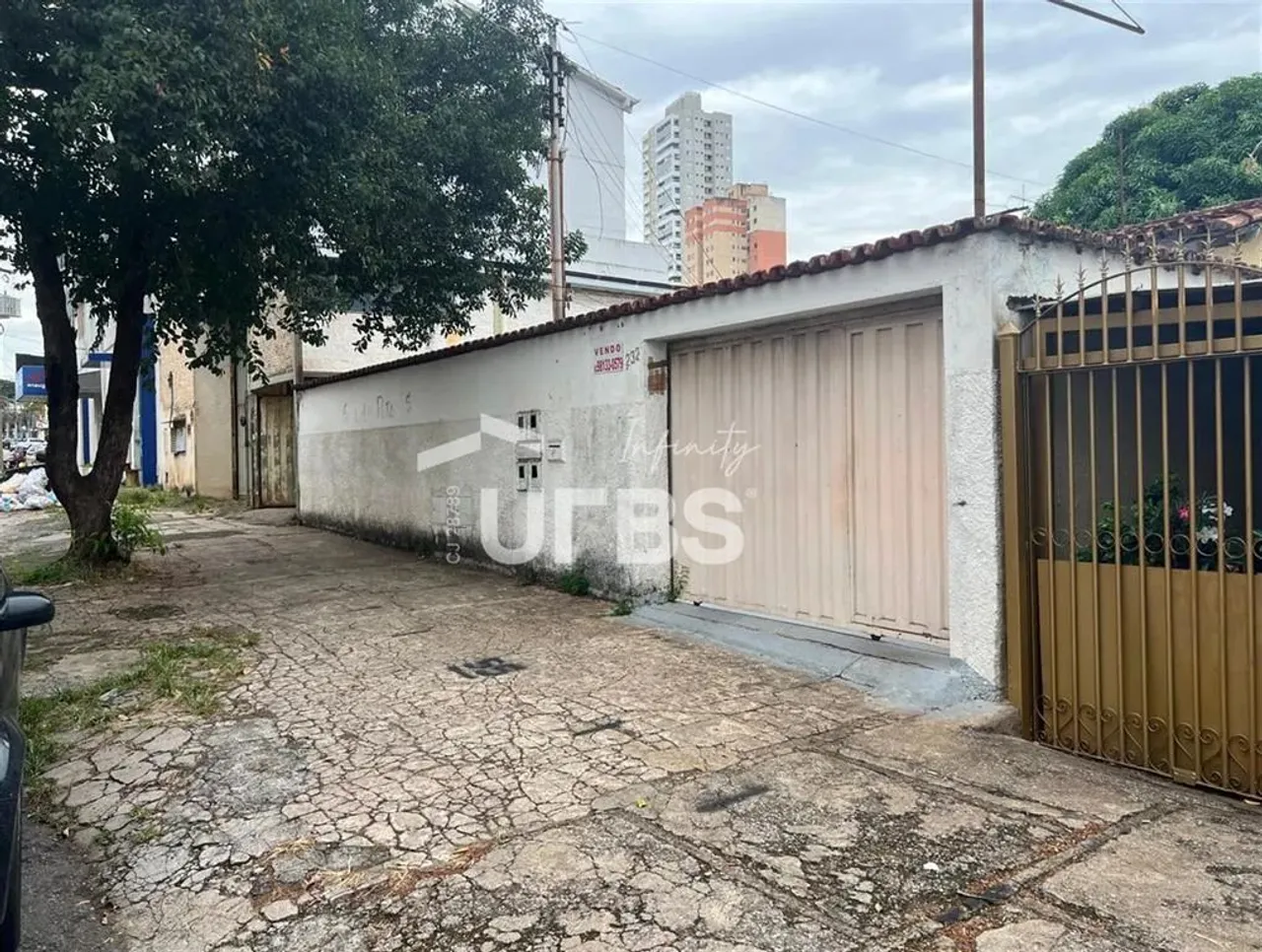 0 - Casa 8 quartos, sendo 1 suíte