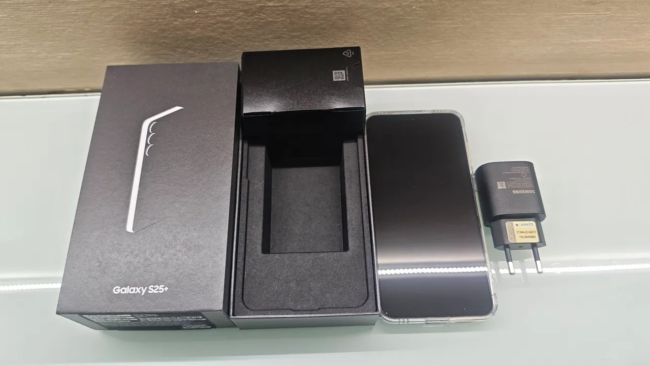 S25 plus 256 GB e 12 gb