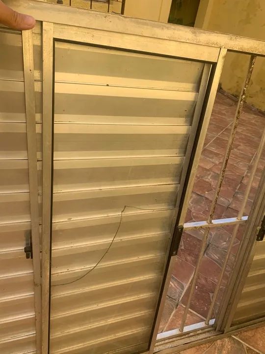 Janela de Alumínio com Grade - Foto 2