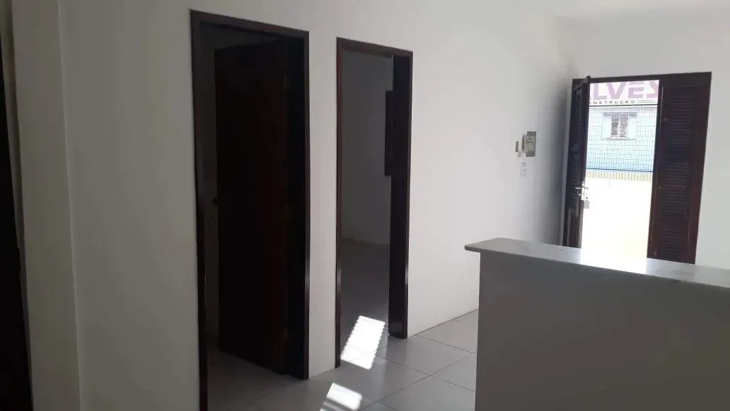 Montese Apto 45 m² 2 quartos, 1 WC, Sala, Cozinha.