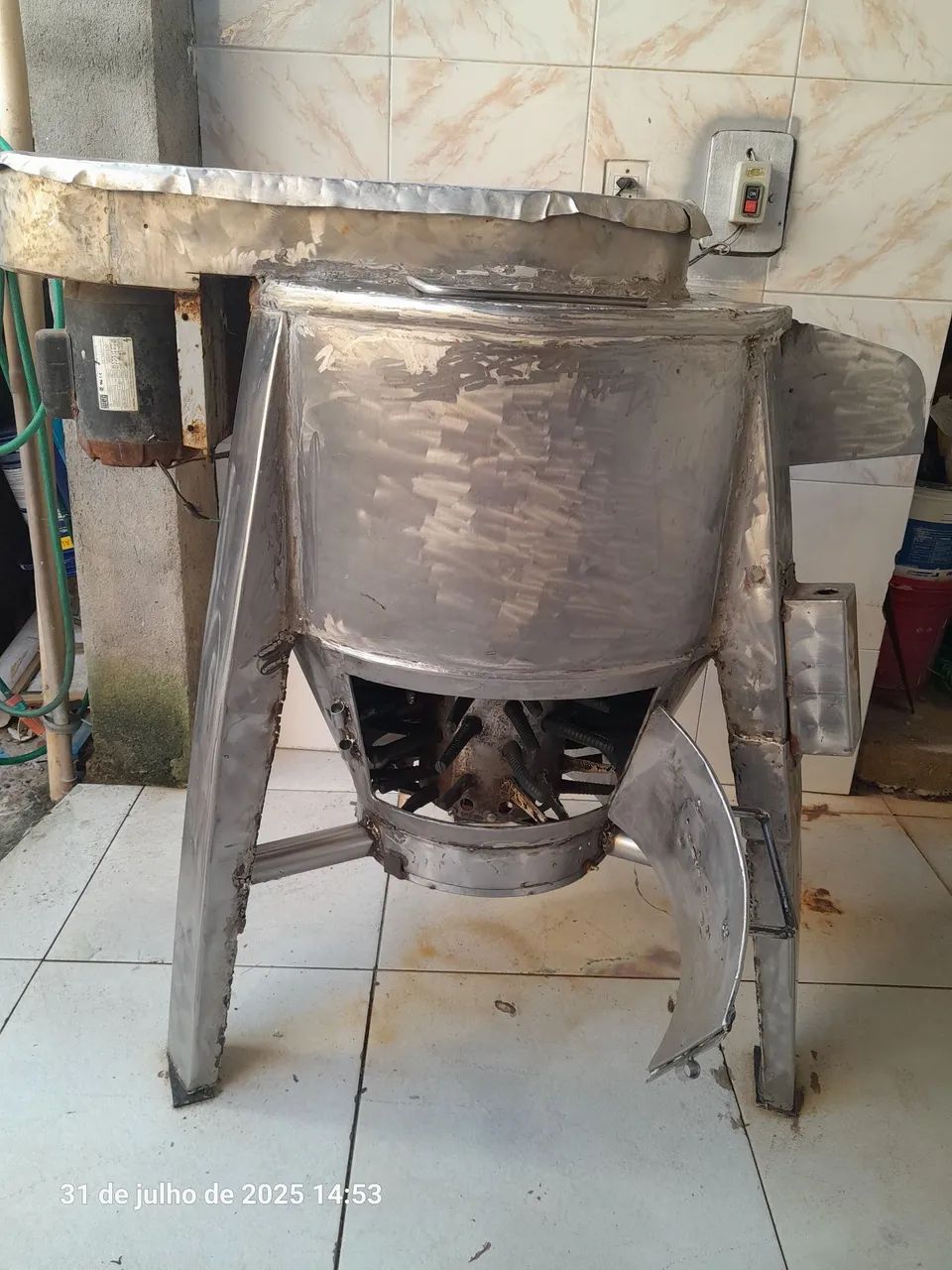 Equipamentos para depenar frangos  - Foto 2