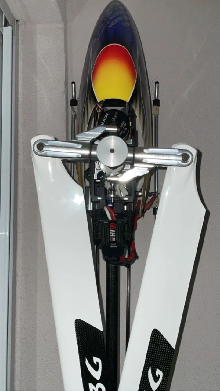 Trex 700e DFC zerado