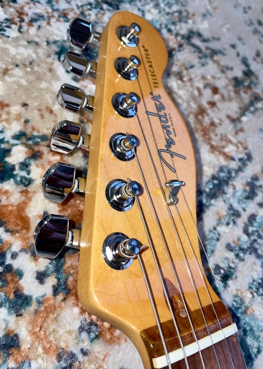 guitarra fender standard telecaster