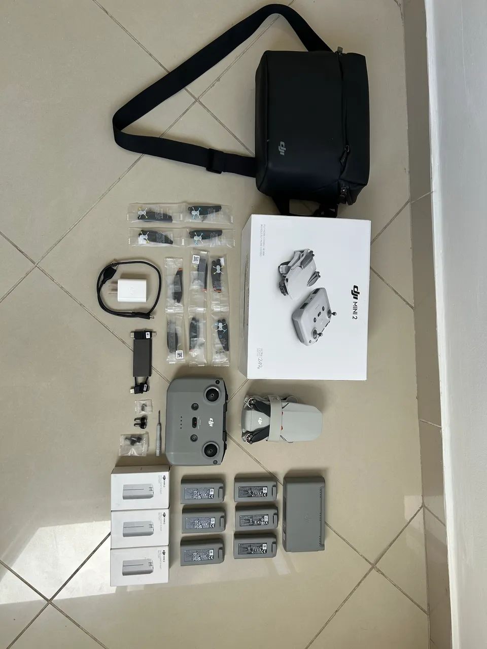 DJI Mini 2 fly more combo com 6 baterias 