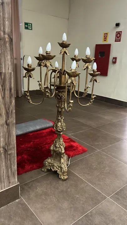 Castiçal Luiz XV eletrico