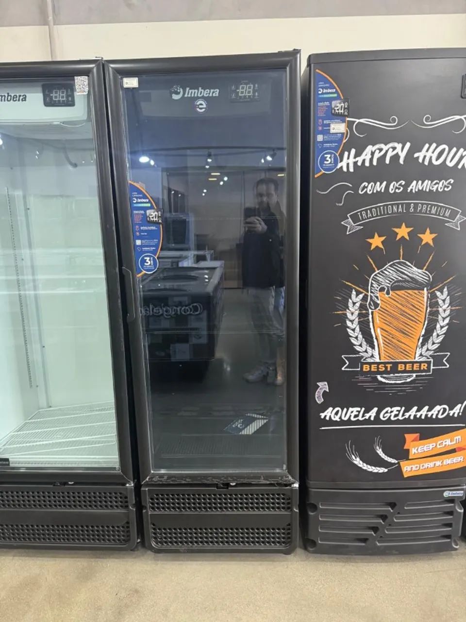 Cervejeira 569 Litros Imbera Porta de Vidro Full Black (César)