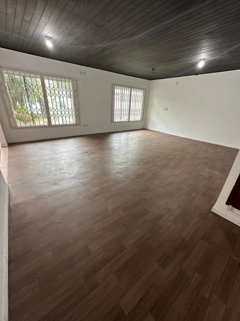 Casa com salas comerciais  - Foto 6