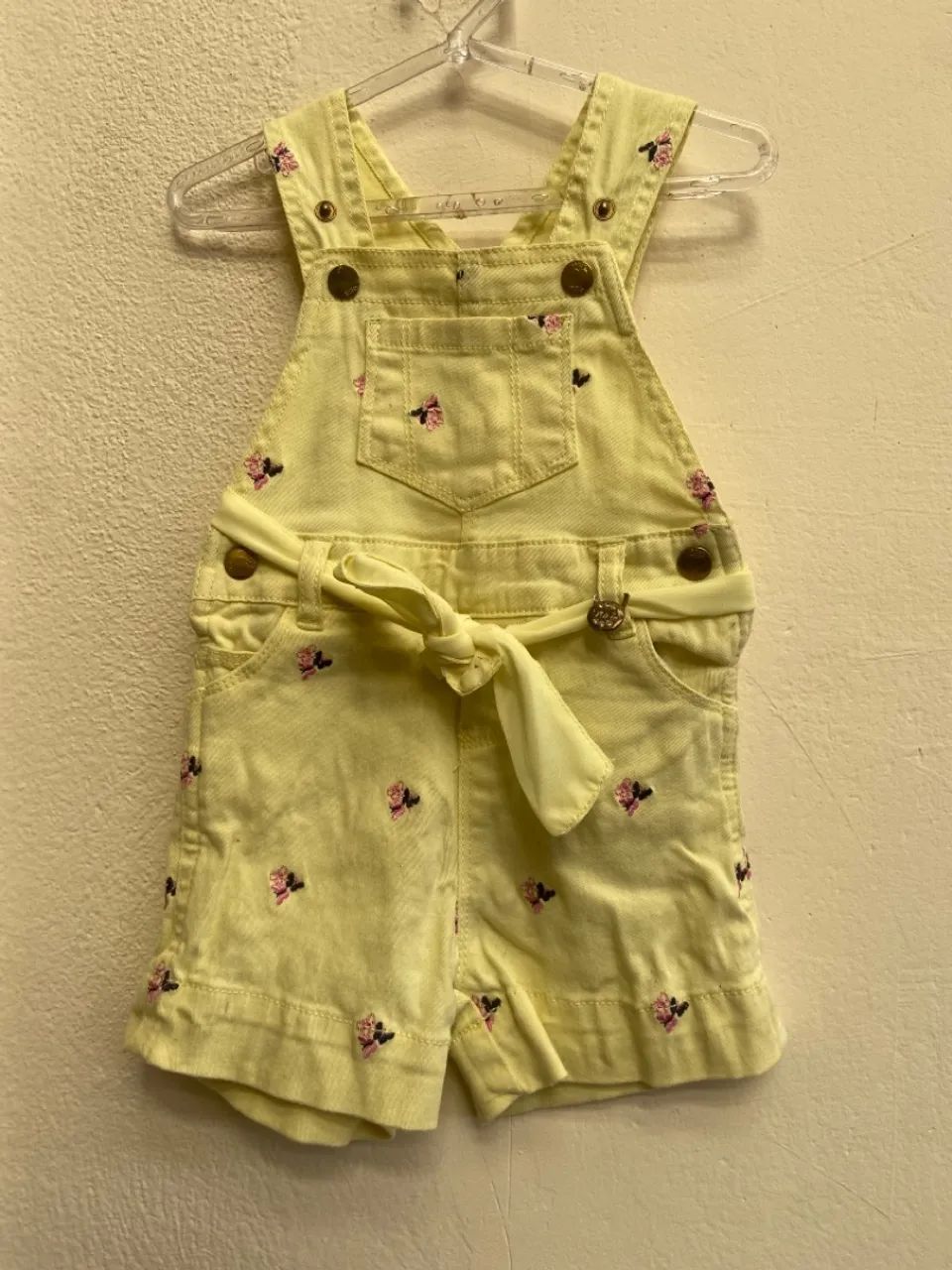 Macacão Jeans de bebê
