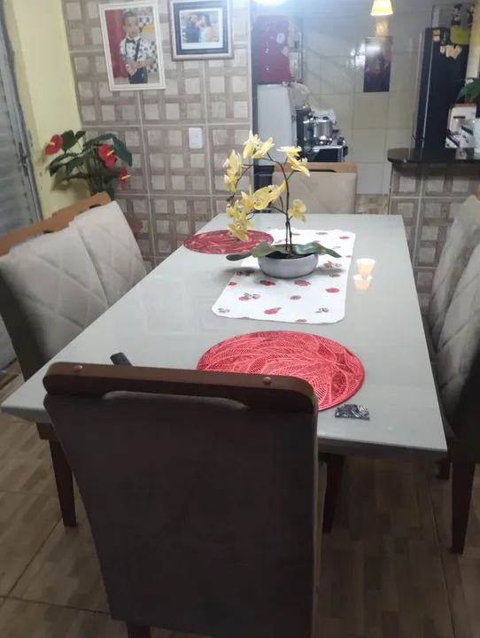Conjunto de Mesa de Jantar com 6 Cadeiras