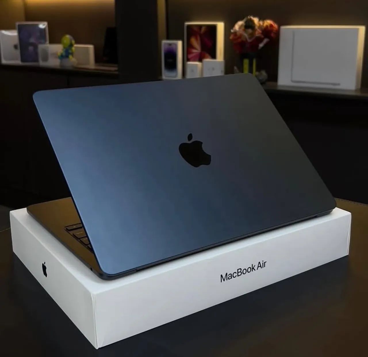 MacBook Air M2 (2022) 8GB/256GB 本体 MacBook Air 13