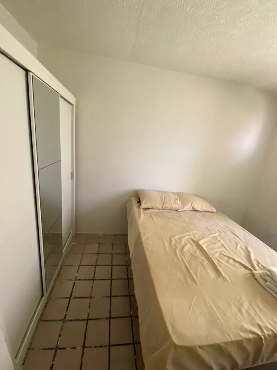 Alugo excelente apartamento!