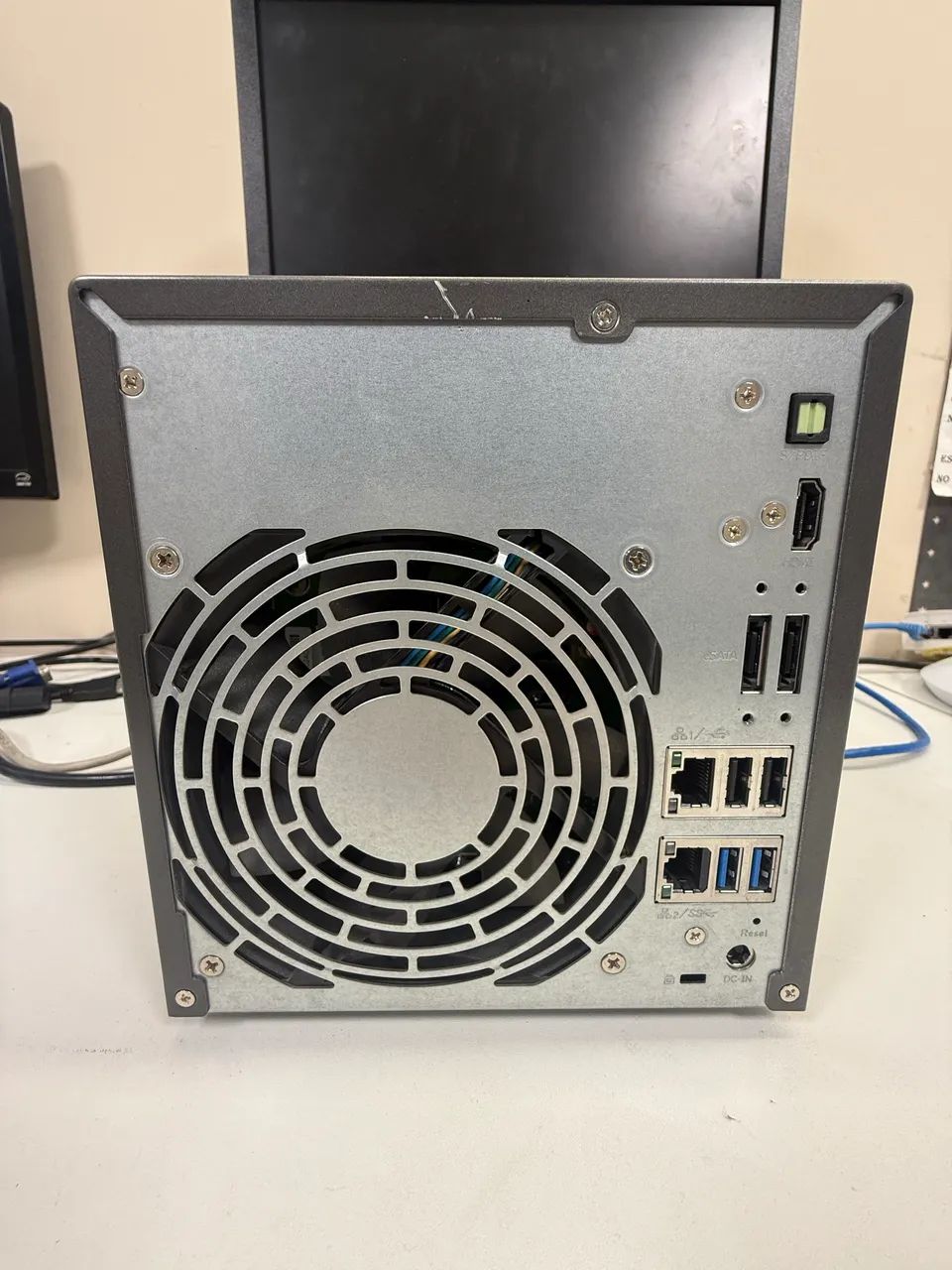 STORAGE NAS - Asustor AS6204T - Foto 2