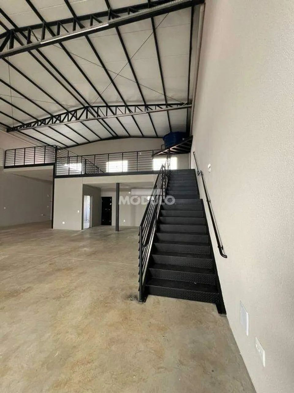 Barracão comercial para locação, bairro Novo Mundo - Foto 5