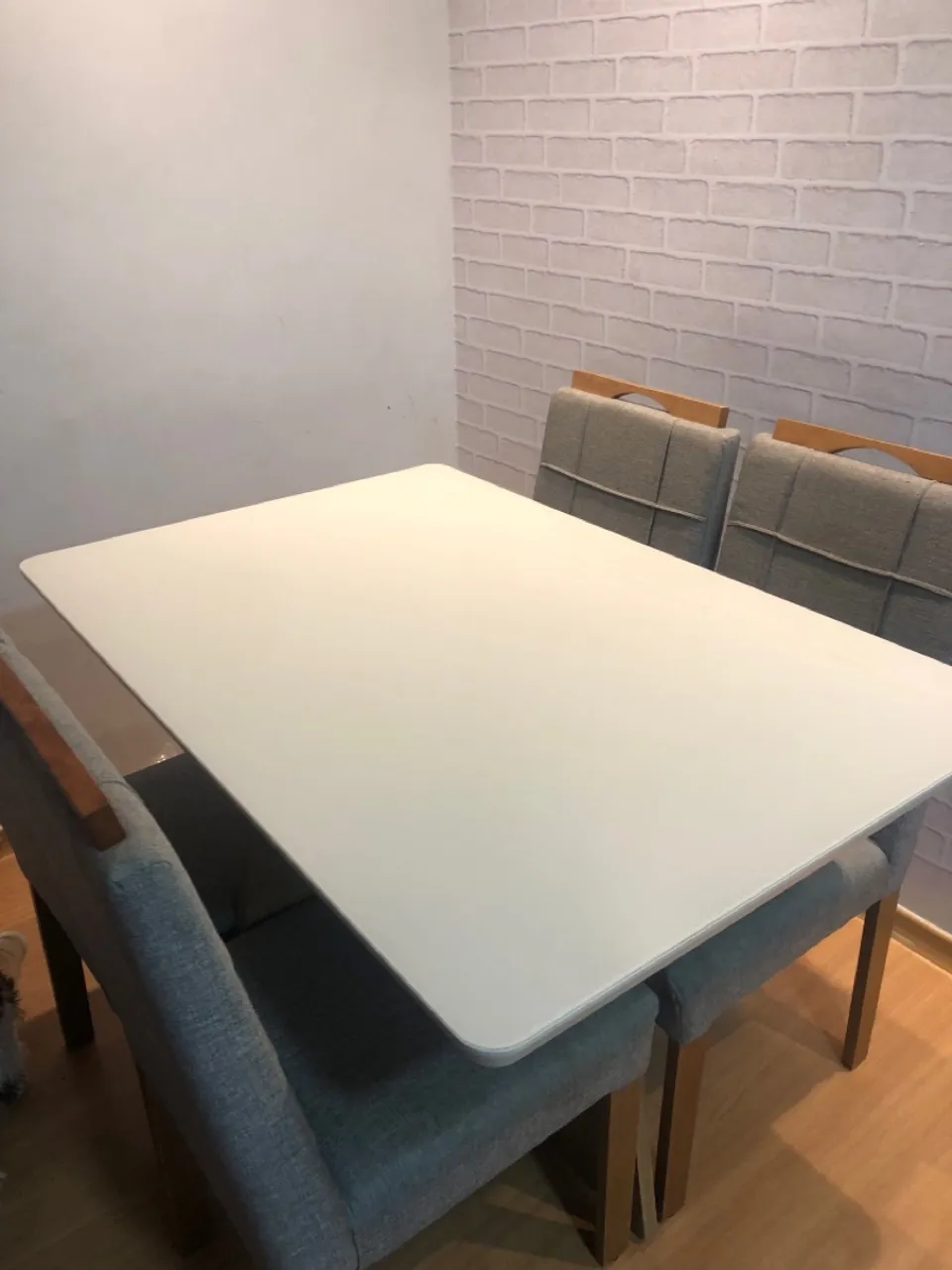 Mesa com cadeiras