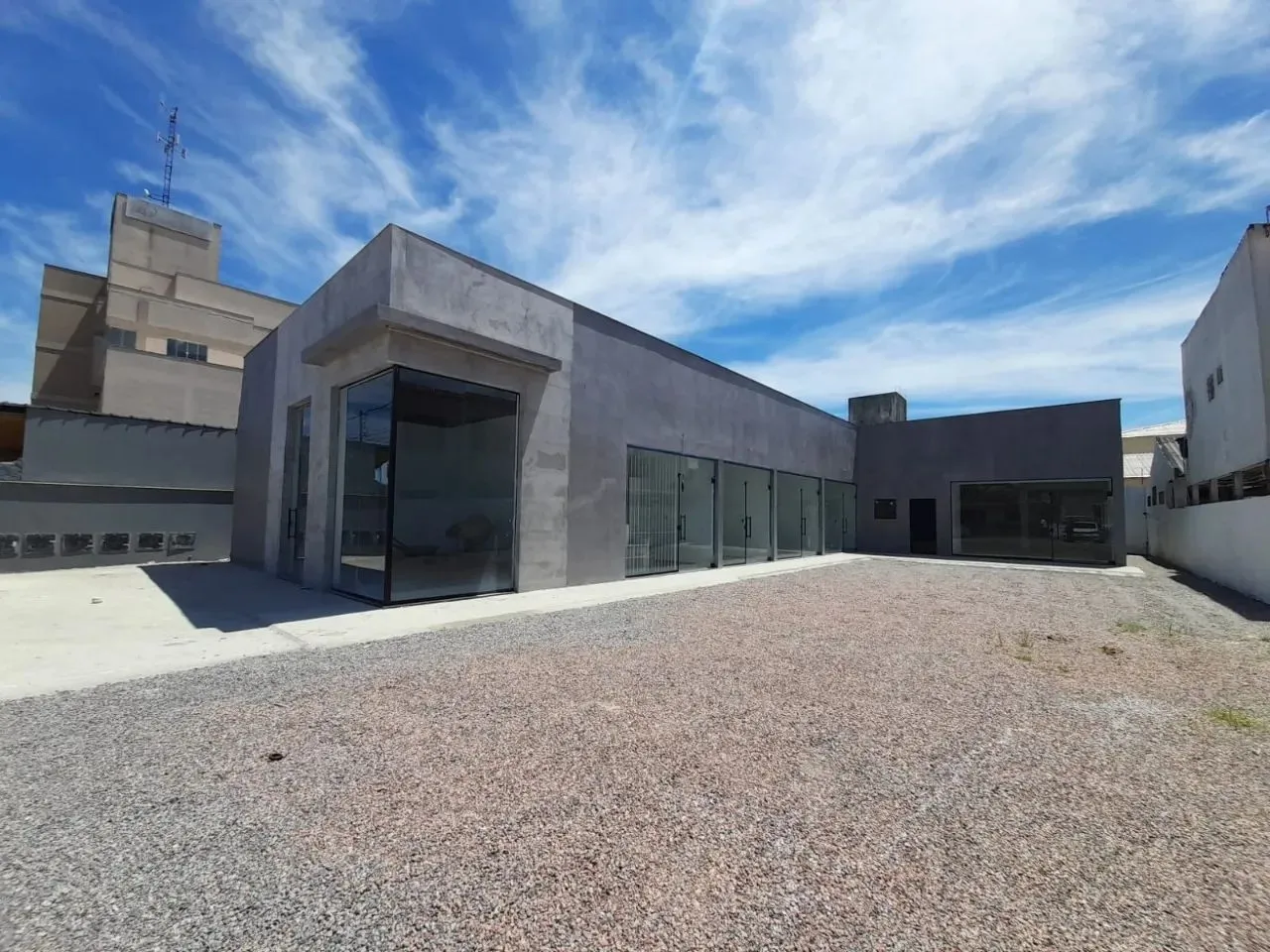 Sala Comercial Térrea - 30m² - Praia João Rosa - Biguaçu/SC