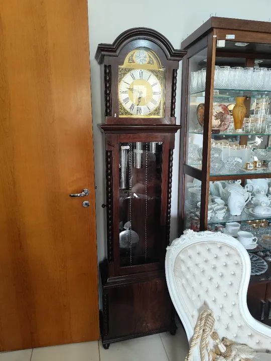 Urgus Floor Clock64728430655874120