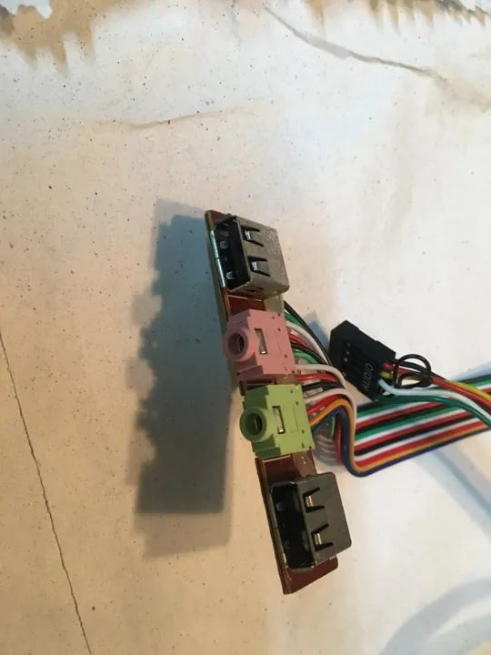 Placa USB Frontal de Gabinete Multilaser GA112  - antiga Leia - Foto 5