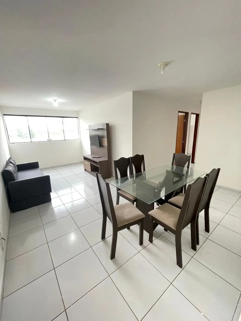 Apartamento com 3 quartos, mobiliado e com elevador