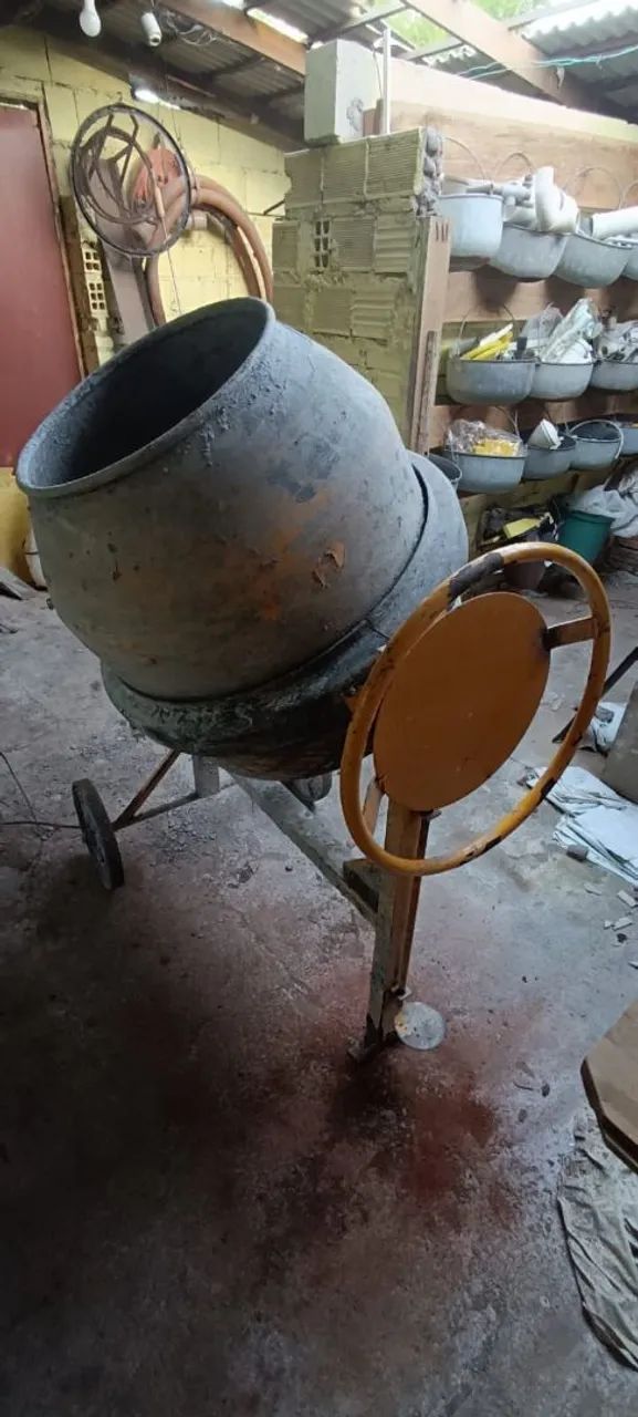 Betoneira Horbach 150 LT funcionando 64840817473665122