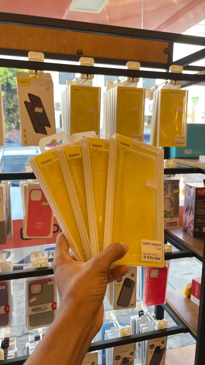 CAPA ORIGINAL BASEUS IPHONE 11 PRO MAX TRANSPARENTE  - Foto 2