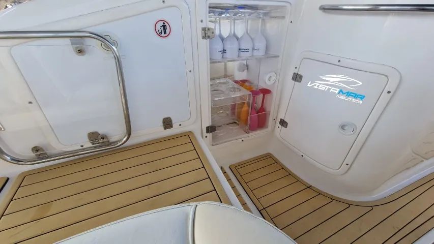 Lancha Phantom 30 pés 2012 Diesel - Foto 7