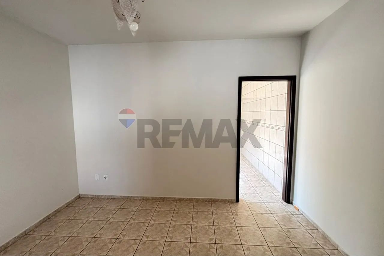 Casa geminada sendo dois quartos - Foto 3