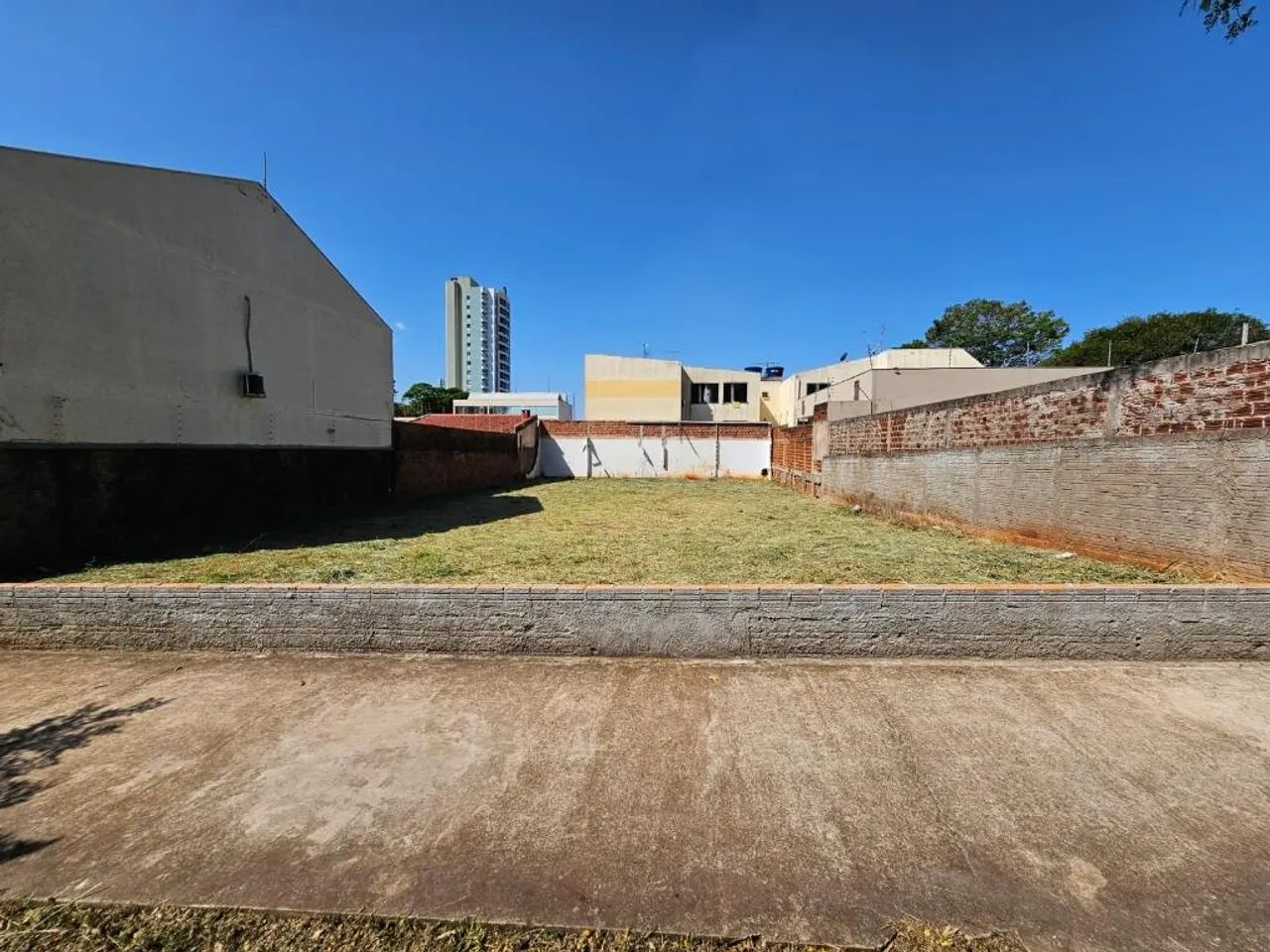 Terreno com 526.5 m² à Venda na Zona 07 - Maringá - Foto 5