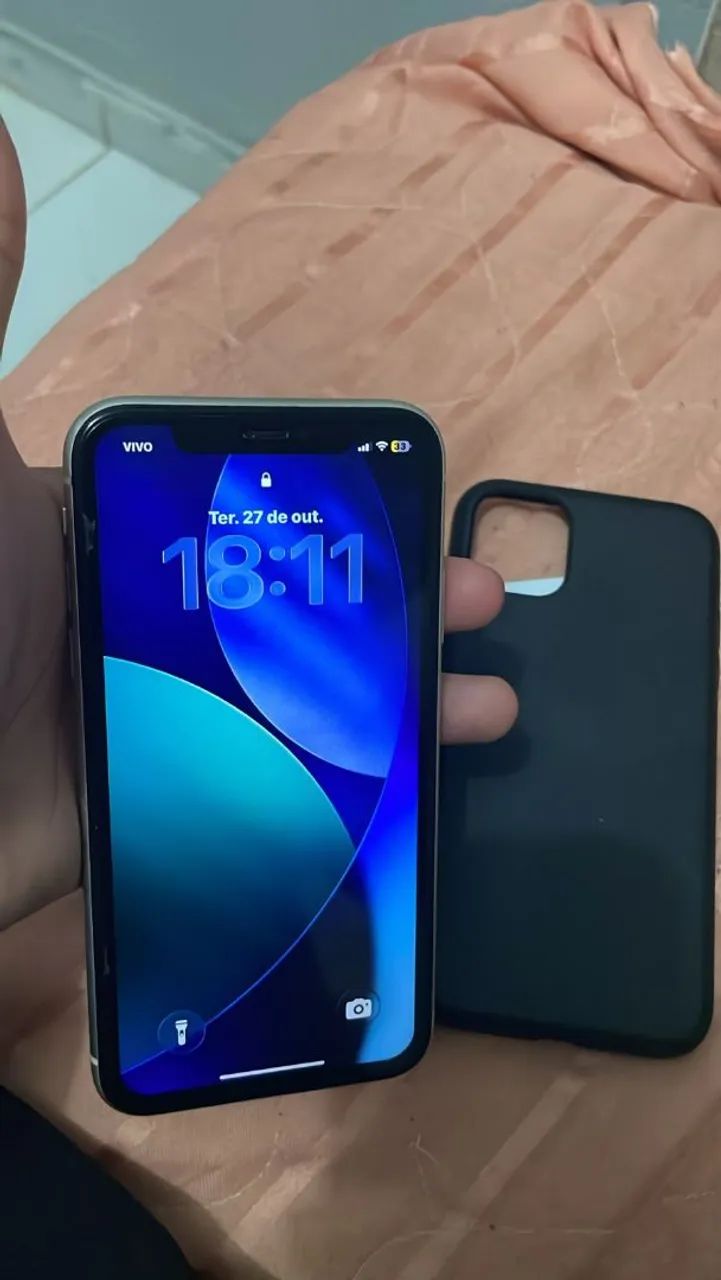 iPhone 11