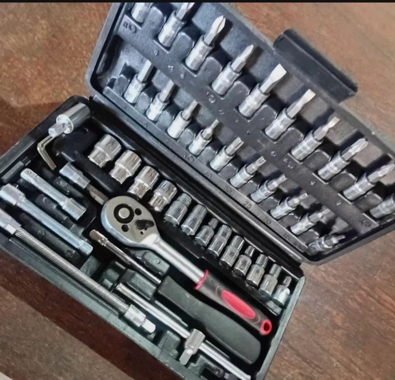 Kit de ferramentas com 46 peças 