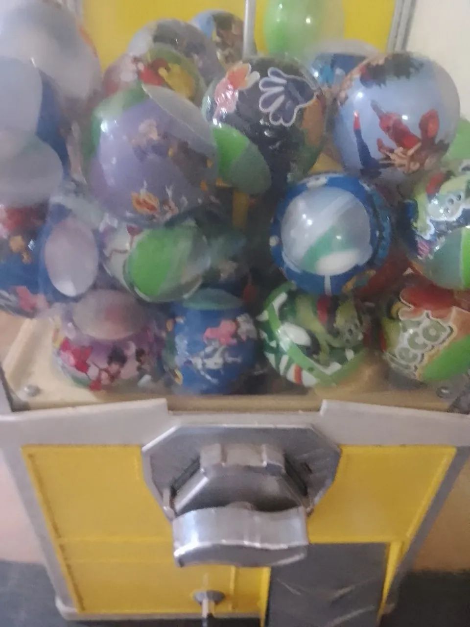 Máquina de bolinha vending machine pra vender barato  - Foto 3