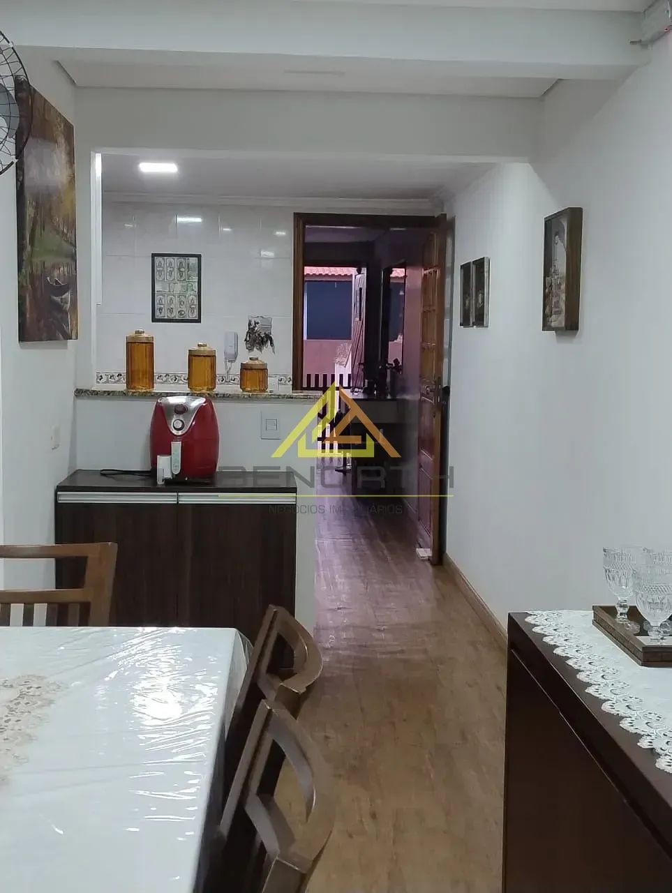 Sobrado no Horto Florestal com 2 dormitórios e 1 vaga de garagem - Foto 2