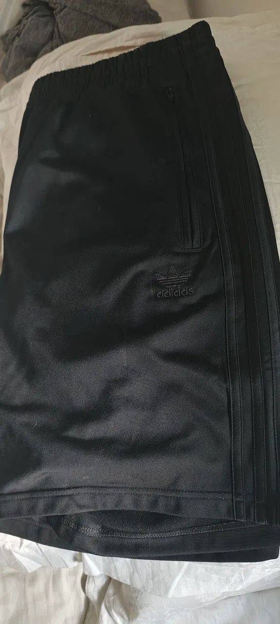 Bermuda adidas