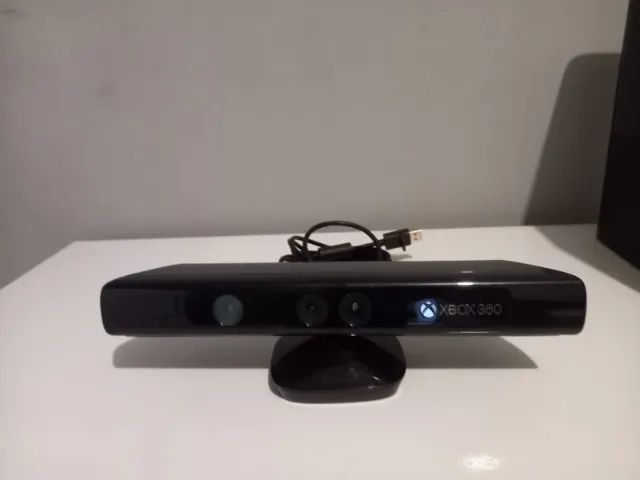 Kinect de Xbox 360 - 2 jogos de kinect - Foto 2