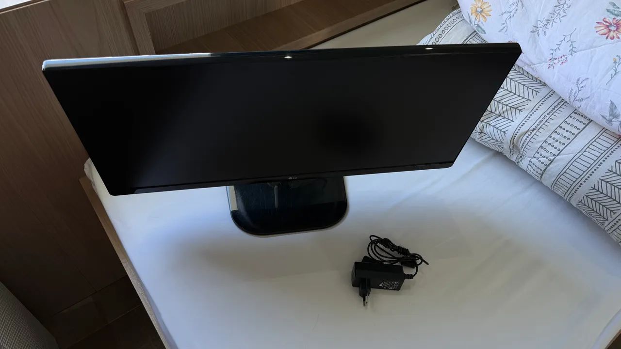 Monitor - LG Ultrawide - Foto 2