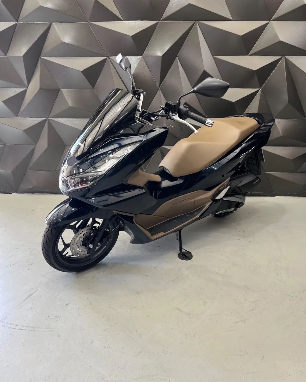 PCX 160 DLX - Foto 3
