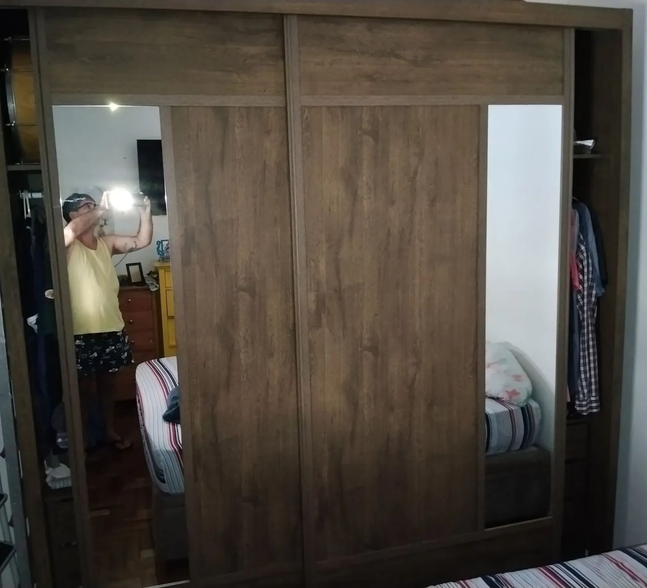 GUARDA-ROUPA 